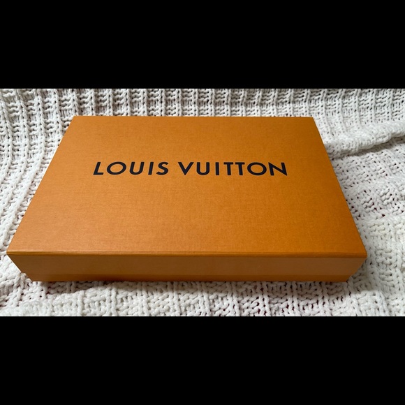 SOLD Louis Vuitton Pochette Felicie Empreinte - Picture 9 of 12